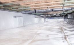 encapsulated crawlspace with moisture barrier